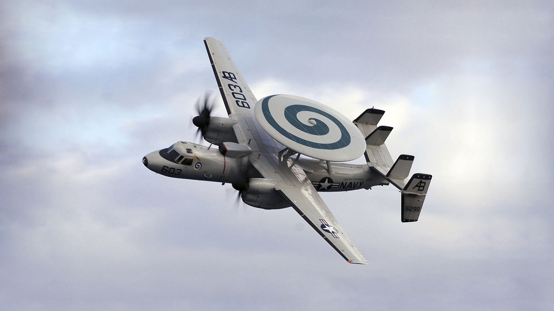 爱游戏体育官方网站-塞内加尔骑手马马杜·巴在非洲马术锦标赛上首次亮相即夺得障碍赛银牌，表现出色。